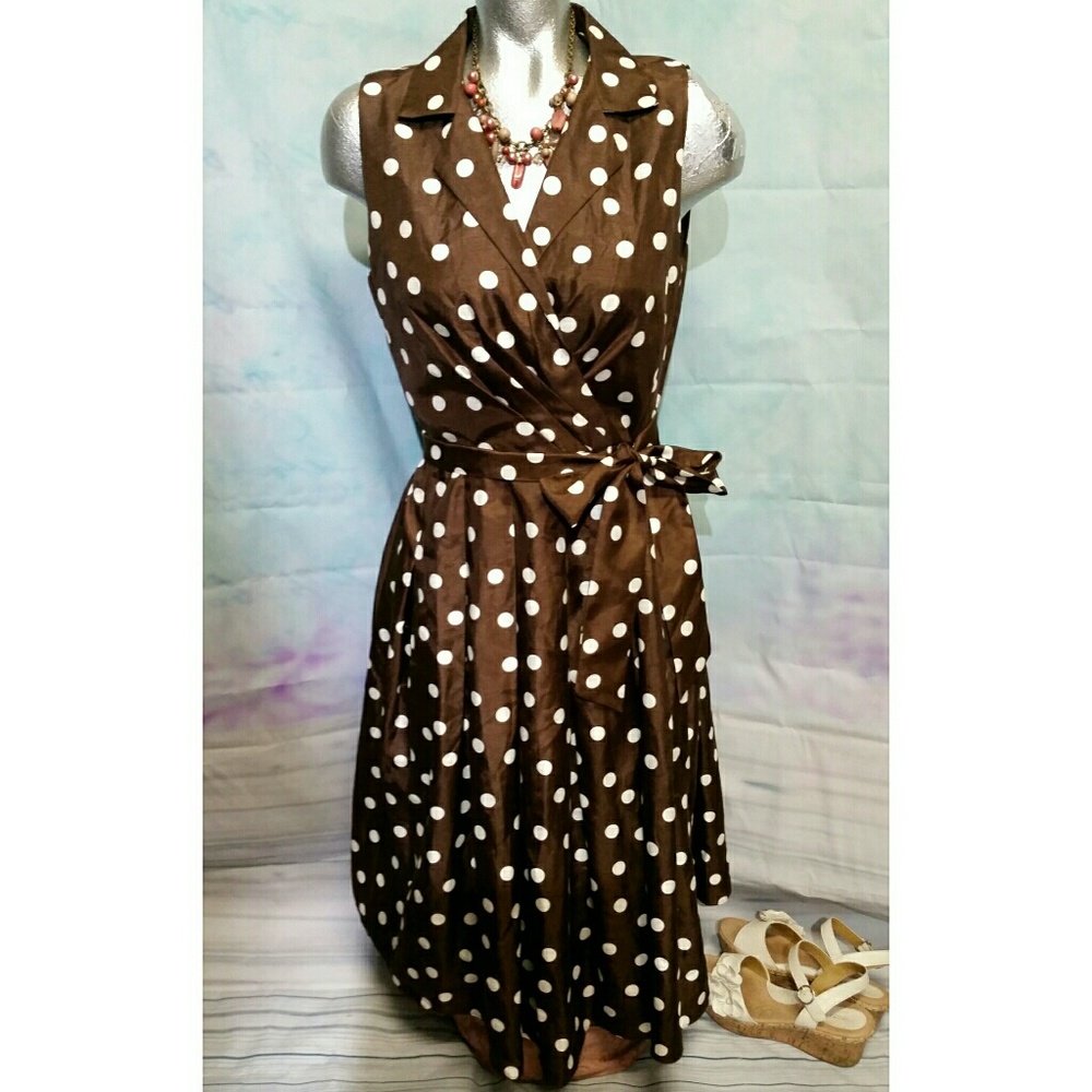 Jessica Howard Size 8 Brown polka dot dress